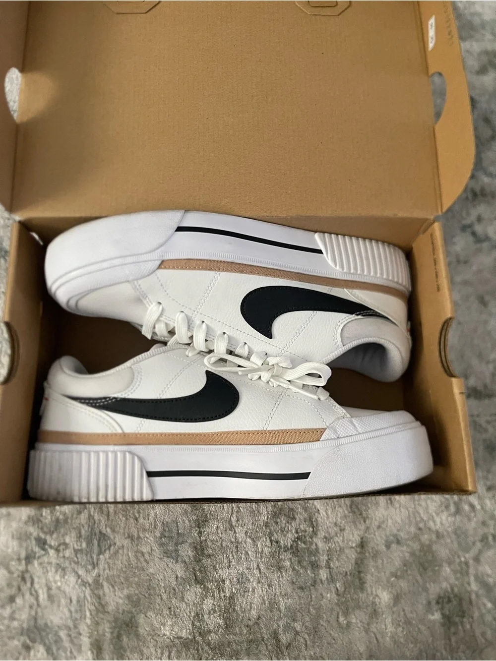 Women’s Nike Court Legacy